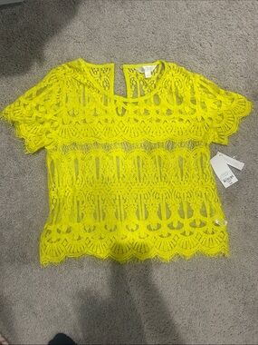 Decree Bright Yellow Lace Overlay Short Sleeve Top